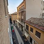 Mazzini Apartament *